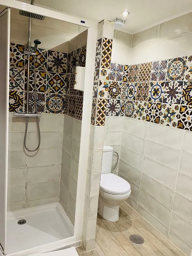 Konukevi Pension Aduar Marbella