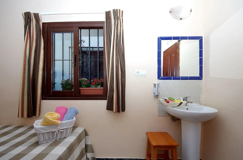 Pension Aduar Marbella