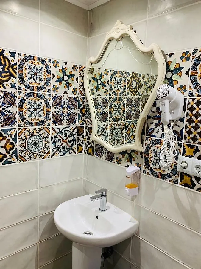 فندق بنسيون أدولار ماربيا 0*,